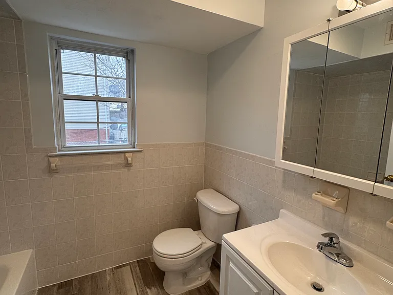17 Norfolk St #2 — Photo 11