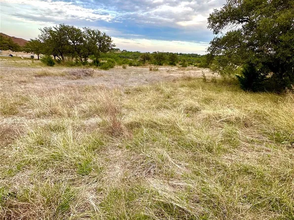 284 Cedar Mountain Dr, Spicewood, TX 78669