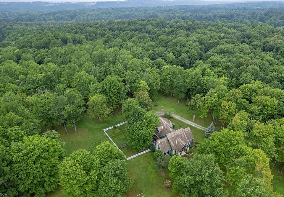 2nd image of 4324 Broadview Rd