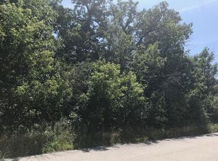 22809 Oakland Dr, Steger, IL