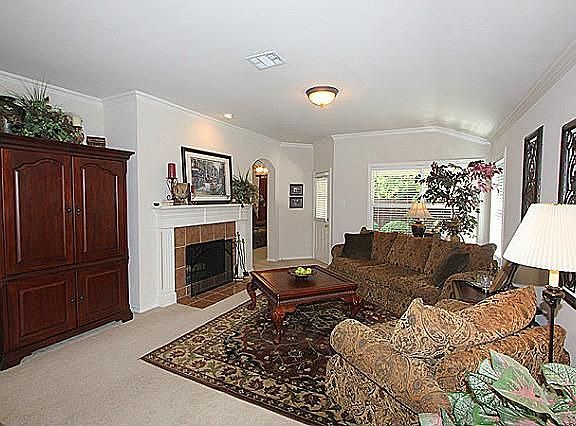 3rd image of 6708 Oak Falls Dr