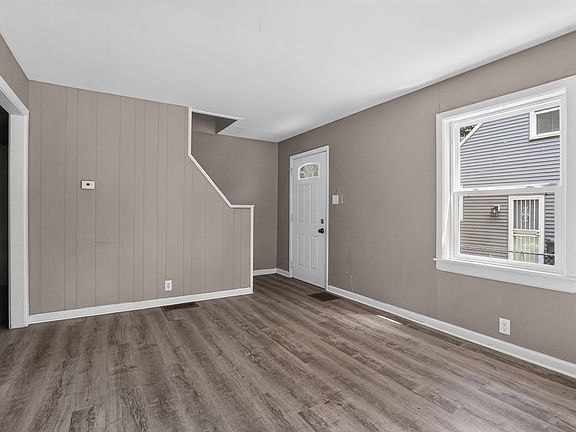 5th image of 4515 Primrose Ave