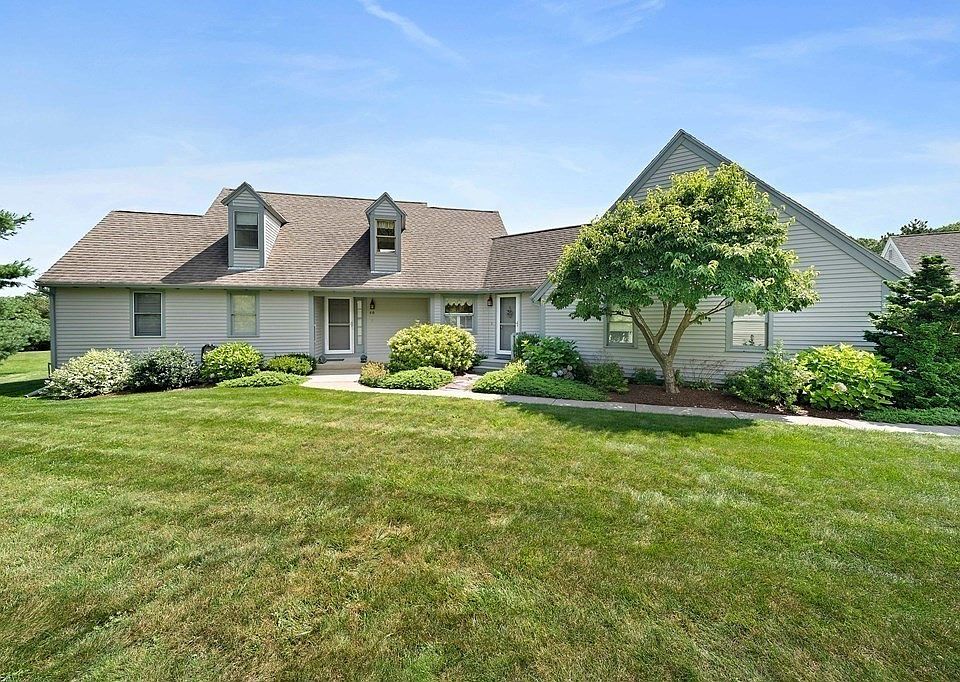 56 Wheelwright Farm UNIT 56, Cohasset, MA 02025 Zillow