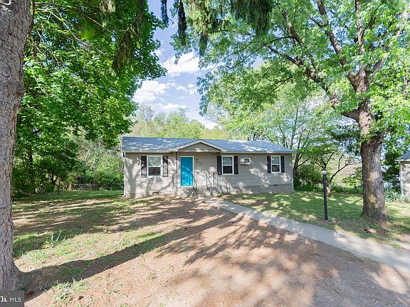 3rd image of 70 Sequest Ln