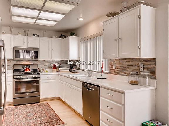 5th image of 2816 Youngdale Dr