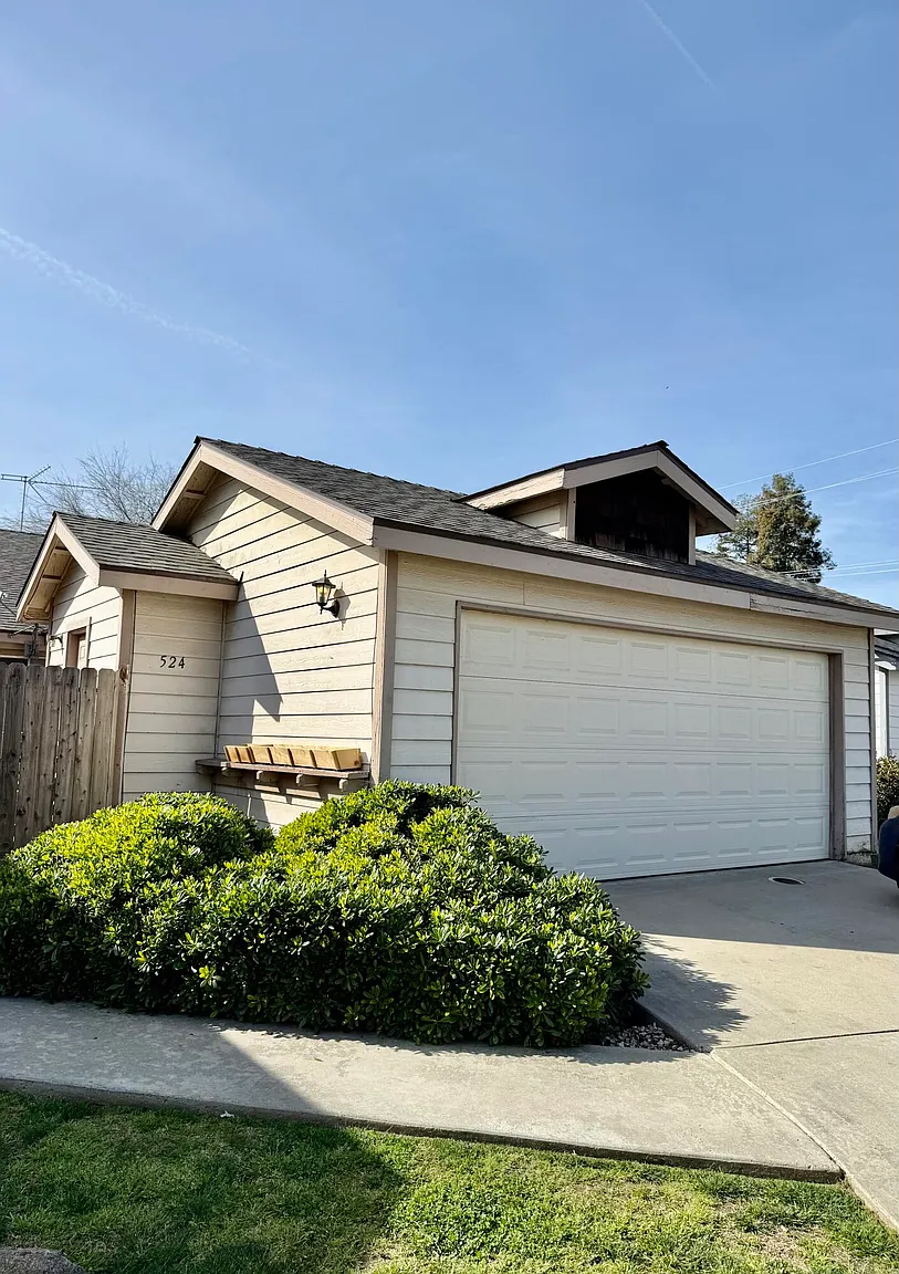 524 N Velie Court photo 1