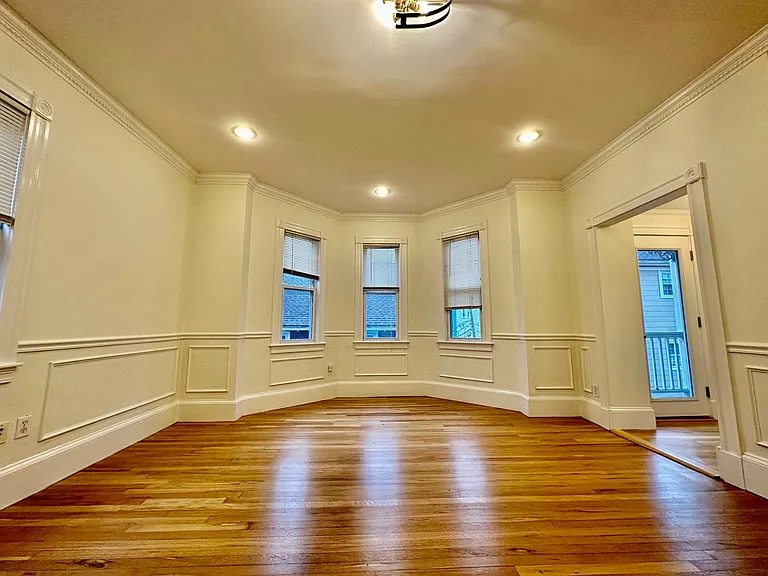 8 White Ave #2 — Photo 8