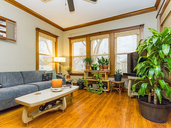 2nd image of 3639 Elmwood Ave