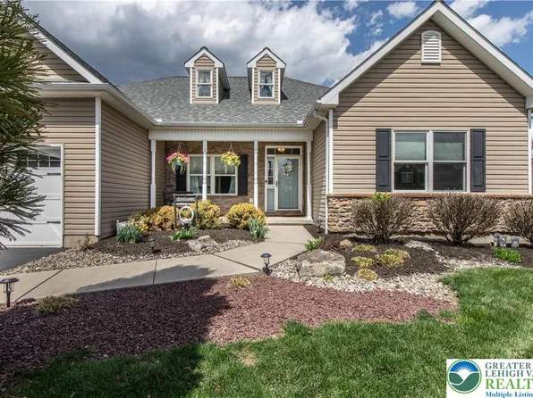 2710 Monacacy Rd, Nazareth, PA 18064