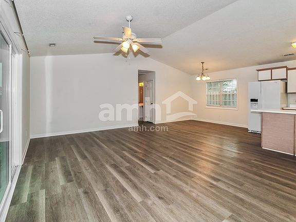 5th image of 7529 Foxwerth Dr