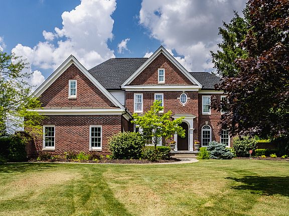 2nd image of 15920 Oak Park Ct