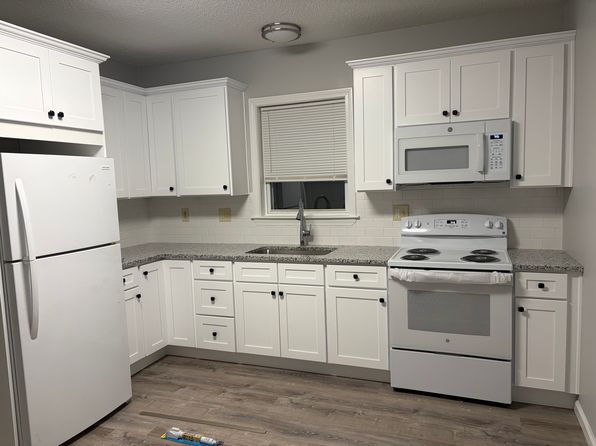 38 Chestnut St #1