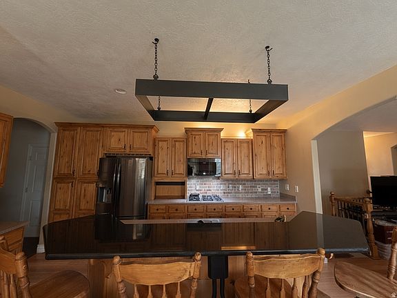 5th image of 743 S 560th St W