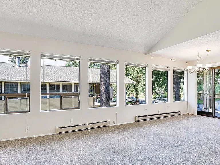 1608 149th Pl SE #4 — Photo 3