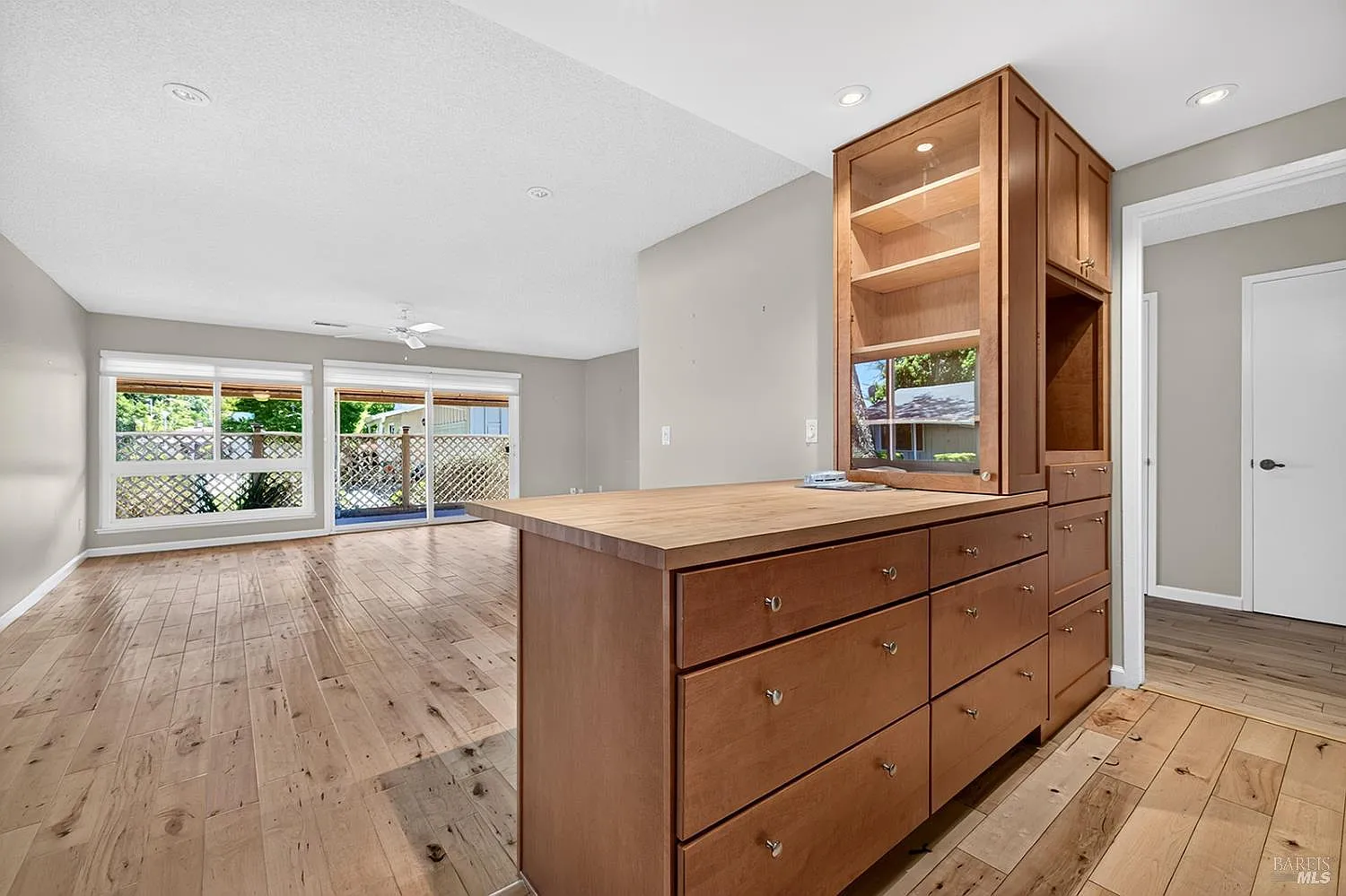 402 Meadowgreen Drive - Photo 11