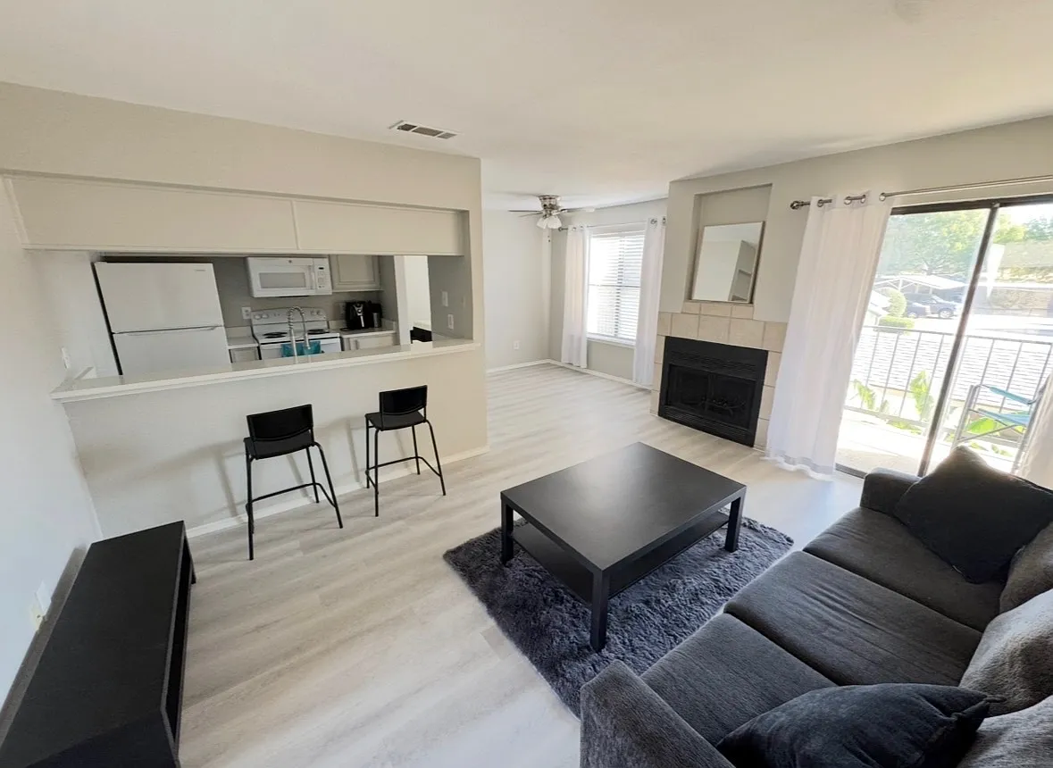 1 bed, 619 sqft, $1,100 — Photo 1