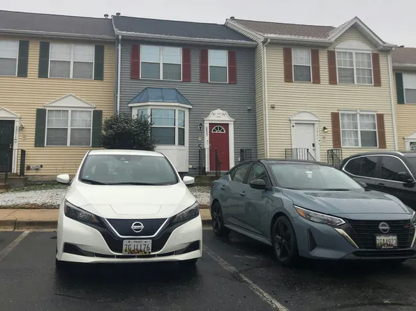 6809 Jade Ct, Capitol Heights, MD 20743