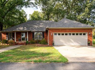 17 Ellzey Ln, Greenbrier, AR 72058