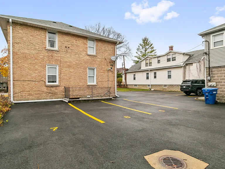 235 North Ave #2 — Photo 32