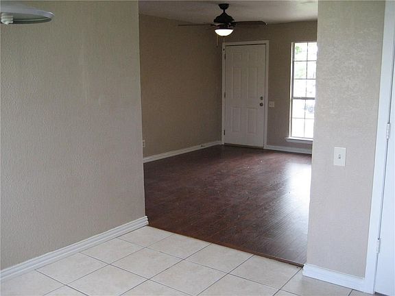 5th image of 601 Parker Cir