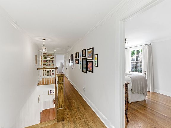 42nd image of 200 Brookfield Ave