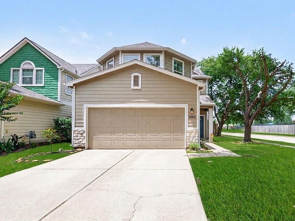 1st image of 26130 Ripley Hills Dr