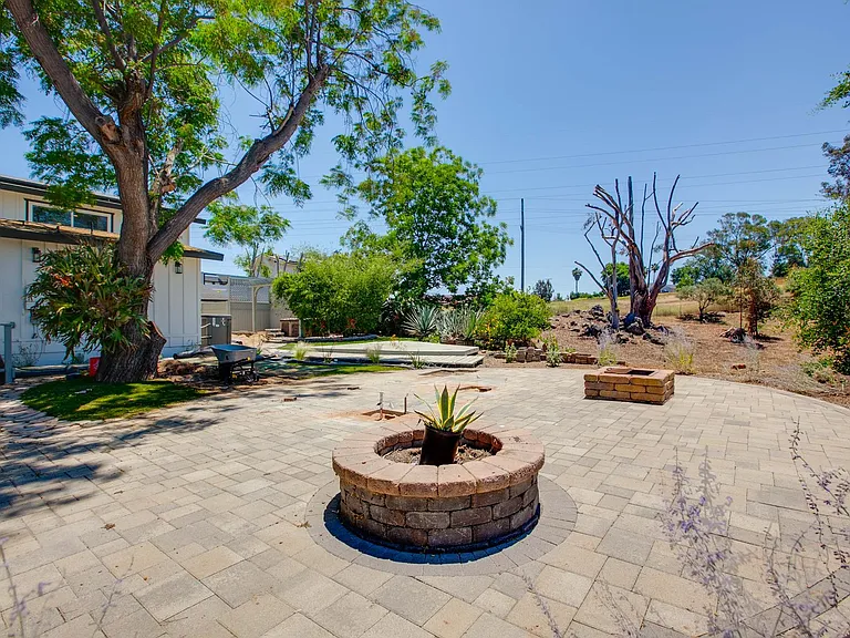 1162 Pebble Springs Ln — Photo 15