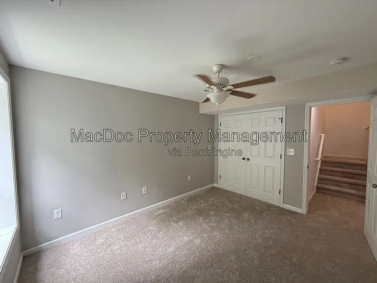 1404 Graham Dr — Photo 75
