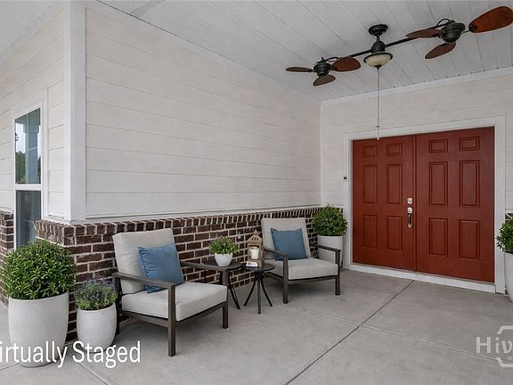 3rd image of 107 Merribee Lane
