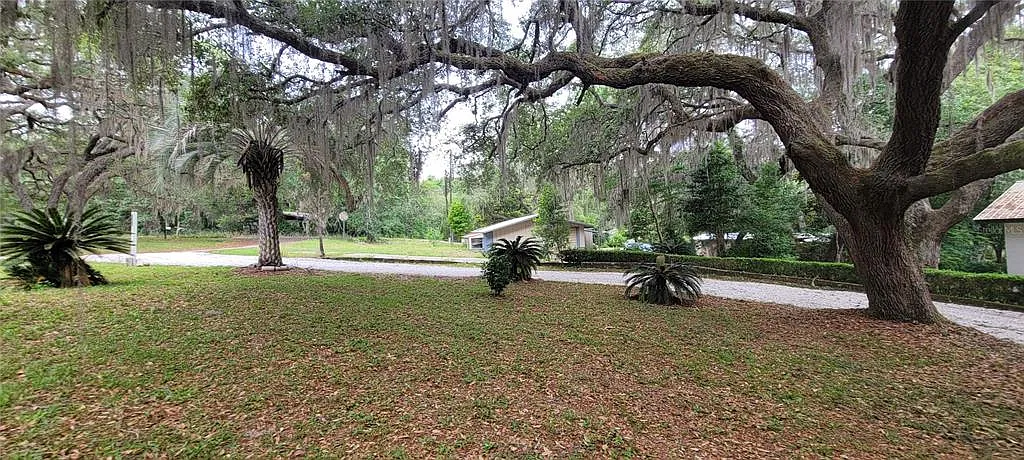 4 bed, 2.5 bath, 1872 sqft, $1,875 — Photo 3