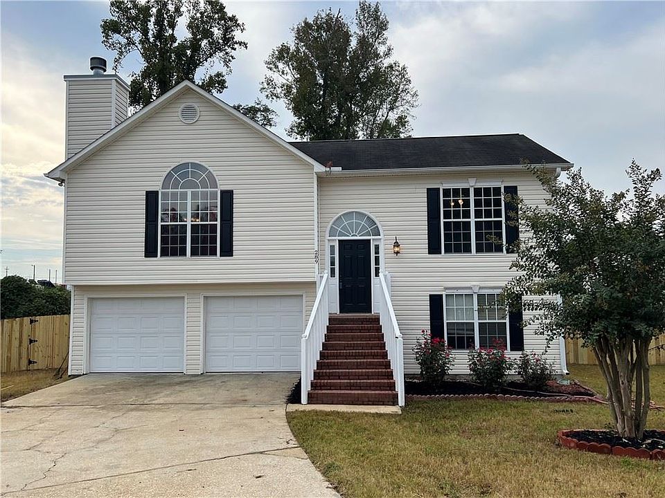 1st image of 289 Chinaberry Ct