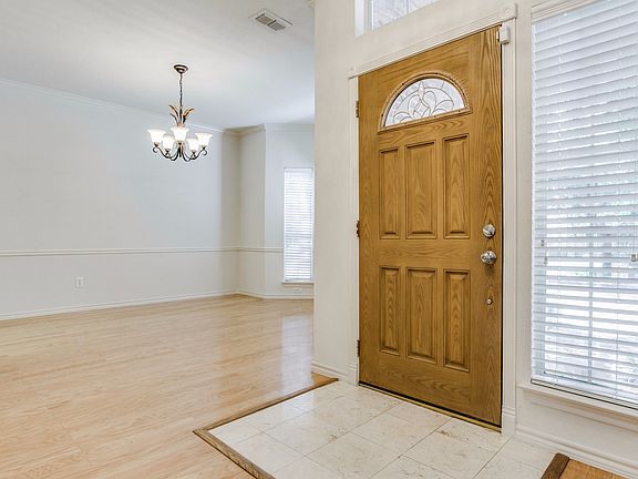 3rd image of 6051 Willow Wood Ln