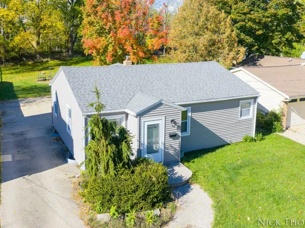 3073 Locke Ave SW, Grandville, MI 49418