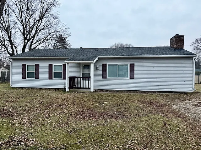 1830 Sharon St — Photo 1