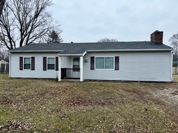 1830 Sharon St, Warsaw, IN 46580
