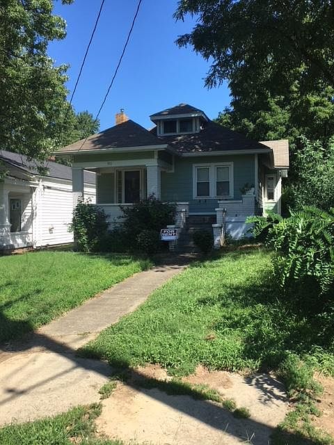 1st image of 931 Ash St