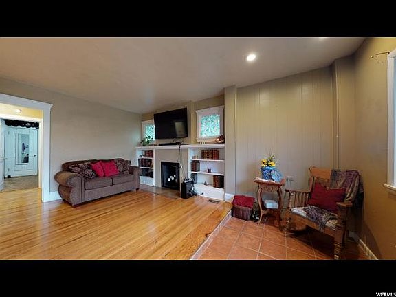 4th image of 174 E Commonwealth Ave