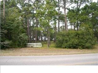 151 N Bayshore Dr, Eastpoint, FL 32328