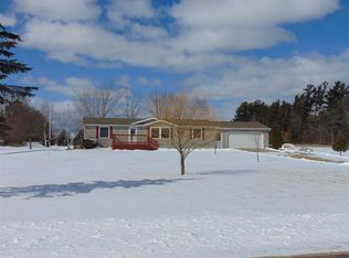 8305 Easy St, Fremont, WI 54940