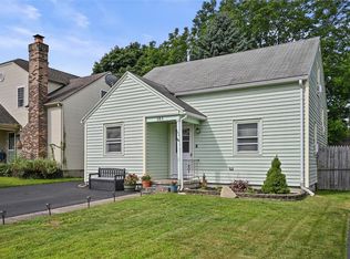 183 Nantucket Rd, Rochester, NY 14626