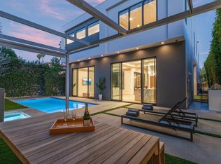 429 N Kings Rd, Los Angeles, CA 90048