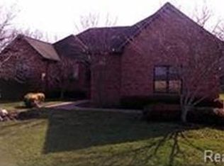 8980 Marr Rd, Almont, MI 48003