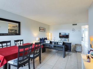 7620 Carlyle Ave APT 404, Miami Beach, FL 33141