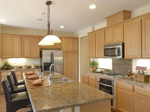 2nd image of 1238 Hollysprings Ln