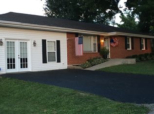 108 Crescent Dr, Mount Sterling, KY 40353