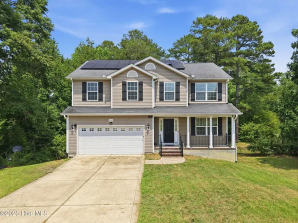 250 W Lake Road, Raeford, NC 28376