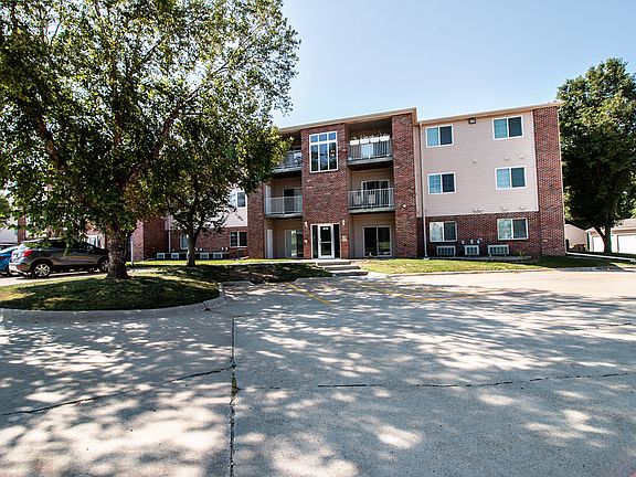 2nd image of 1274 Deerfield Blvd #236