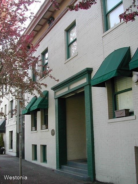 1st image of 2066 NW Glisan St APT 27