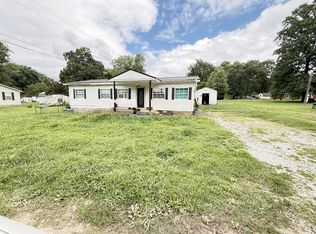 207 W Hill St, Cornersville, TN 37047
