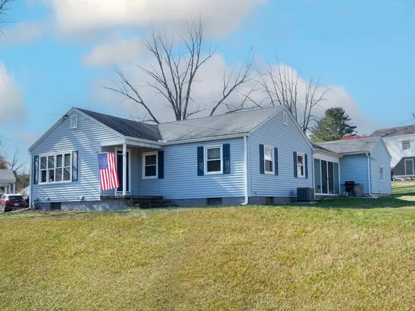 110 Circle Dr, West Springfield, MA 01089